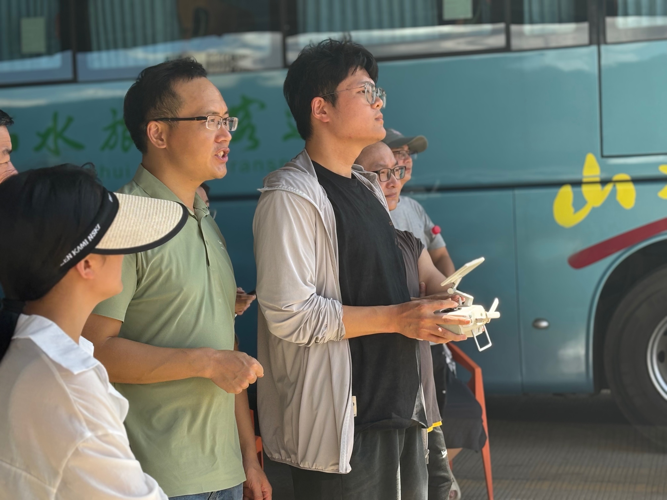 避開(kāi)就業(yè)“紅海”！奉化人社助力大學(xué)生搶占新賽道